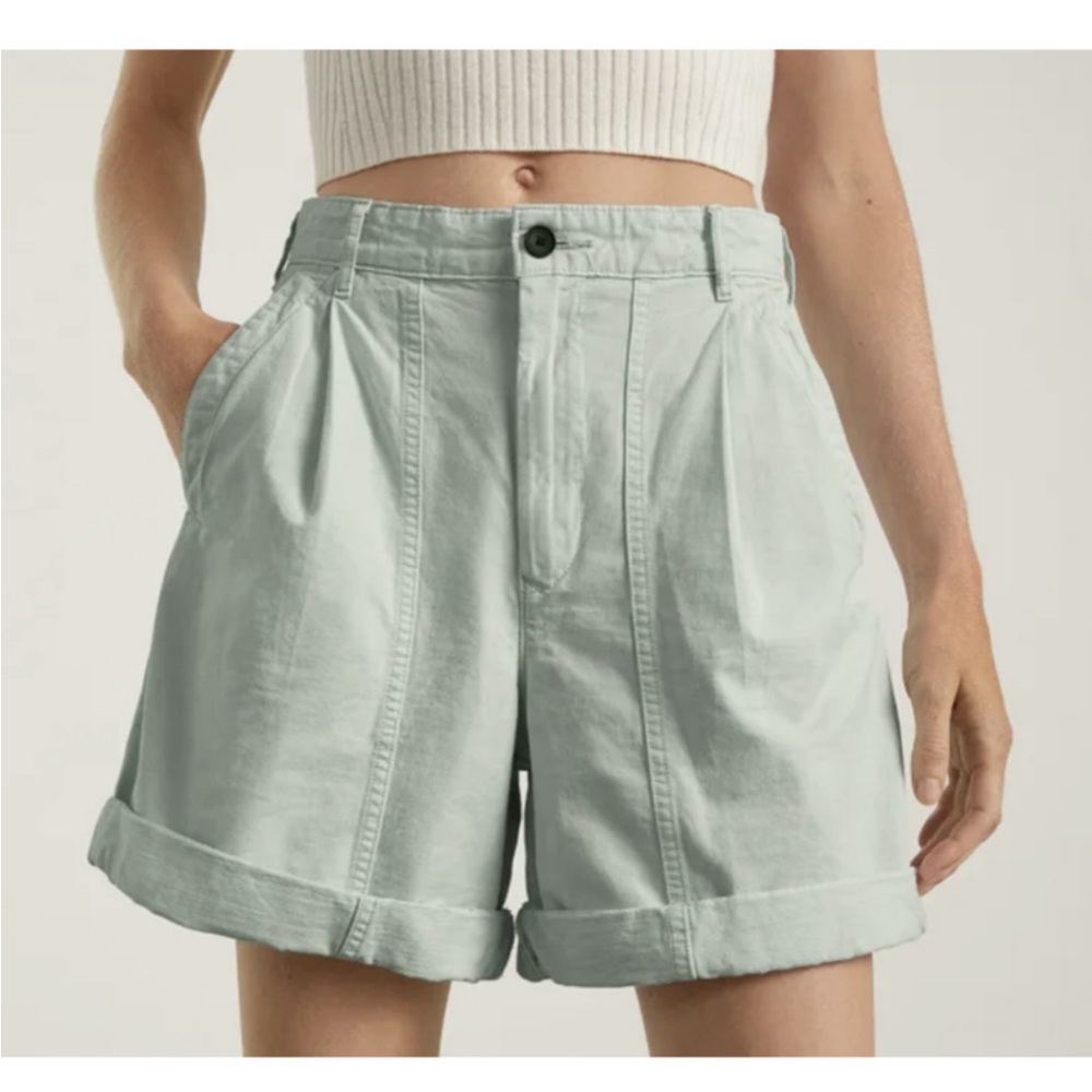 EVERLANE The Tourist Shorts in Ice Blue - 00
